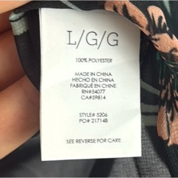 Cabi Black Floral Boxy Blouse with Ruffled Bell Sleeves Size Large - Picture 7 of 9